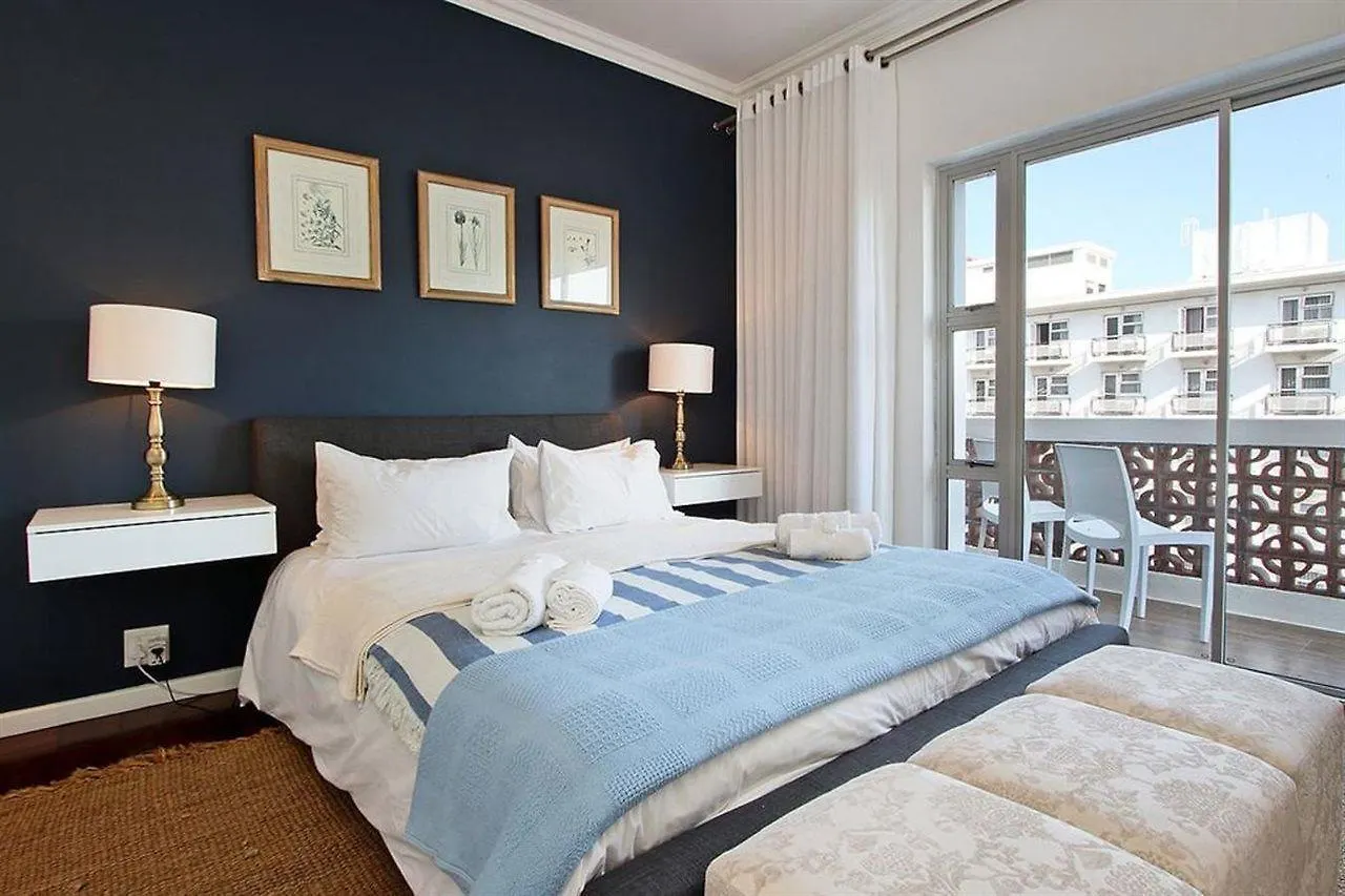 Edinburgh Court Apartment Cape Town