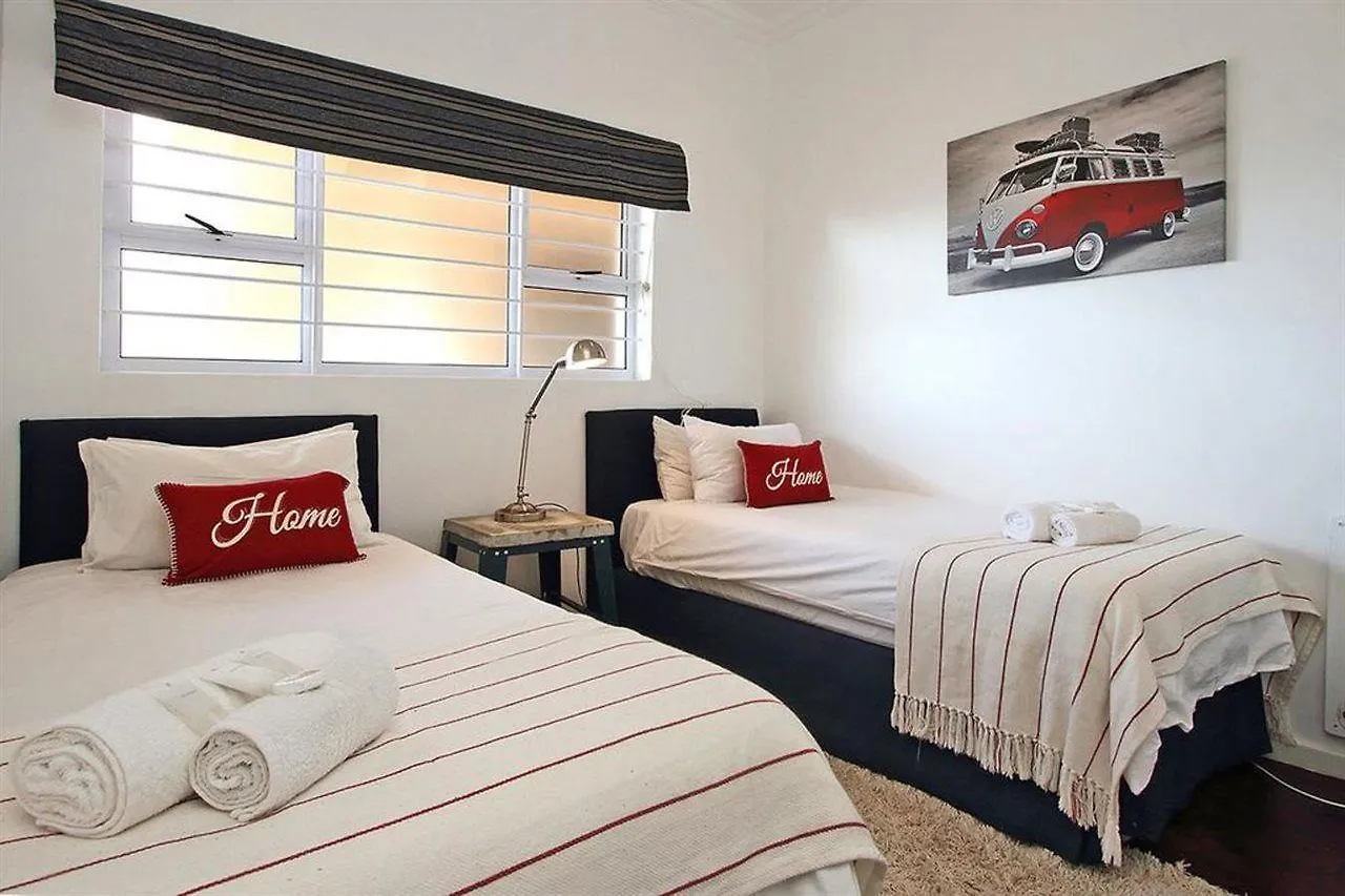 Edinburgh Court Apartment Cape Town